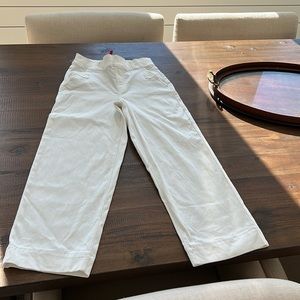 White Small Twill Spanx Cropped wide leg Trousers w back button pockets